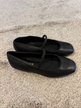 Marc Fisher Black leather  Mary Jane Ballet Flats 6.5